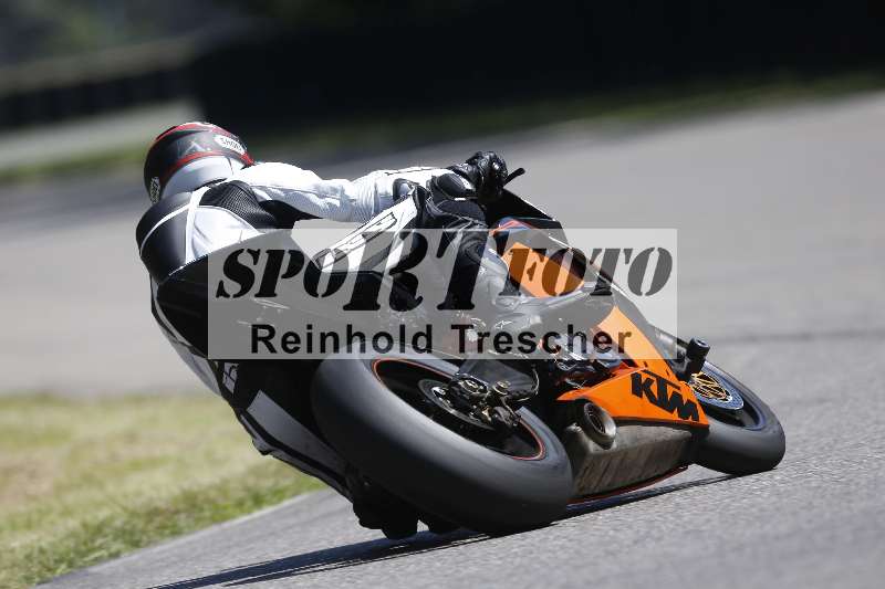 /43 08.08.2025 Discover the Bike ADR/Race 3 rot/508